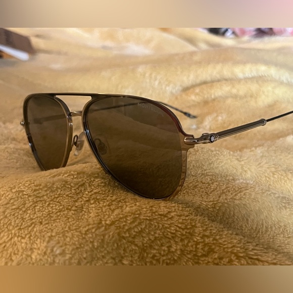 Monteblanc and rag and bone - Picture 4 of 6